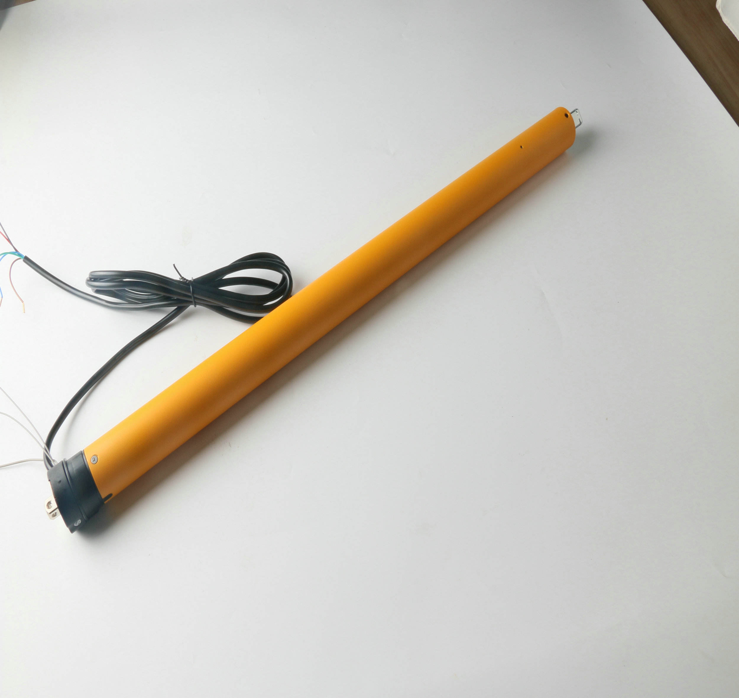 Bivolt Motorized Blinds with Remote, Blackout Smart Blinds for Windows Motorized Roller Shades, Waterproof Automatic Blinds